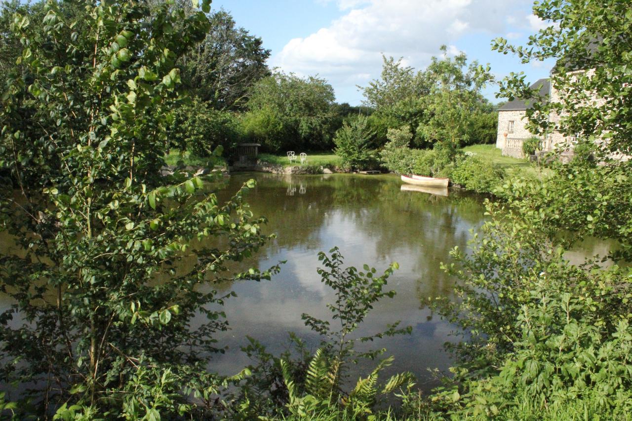 Bayeux - Domaine Le Vivier Bed & Breakfast Castillon  Exterior photo