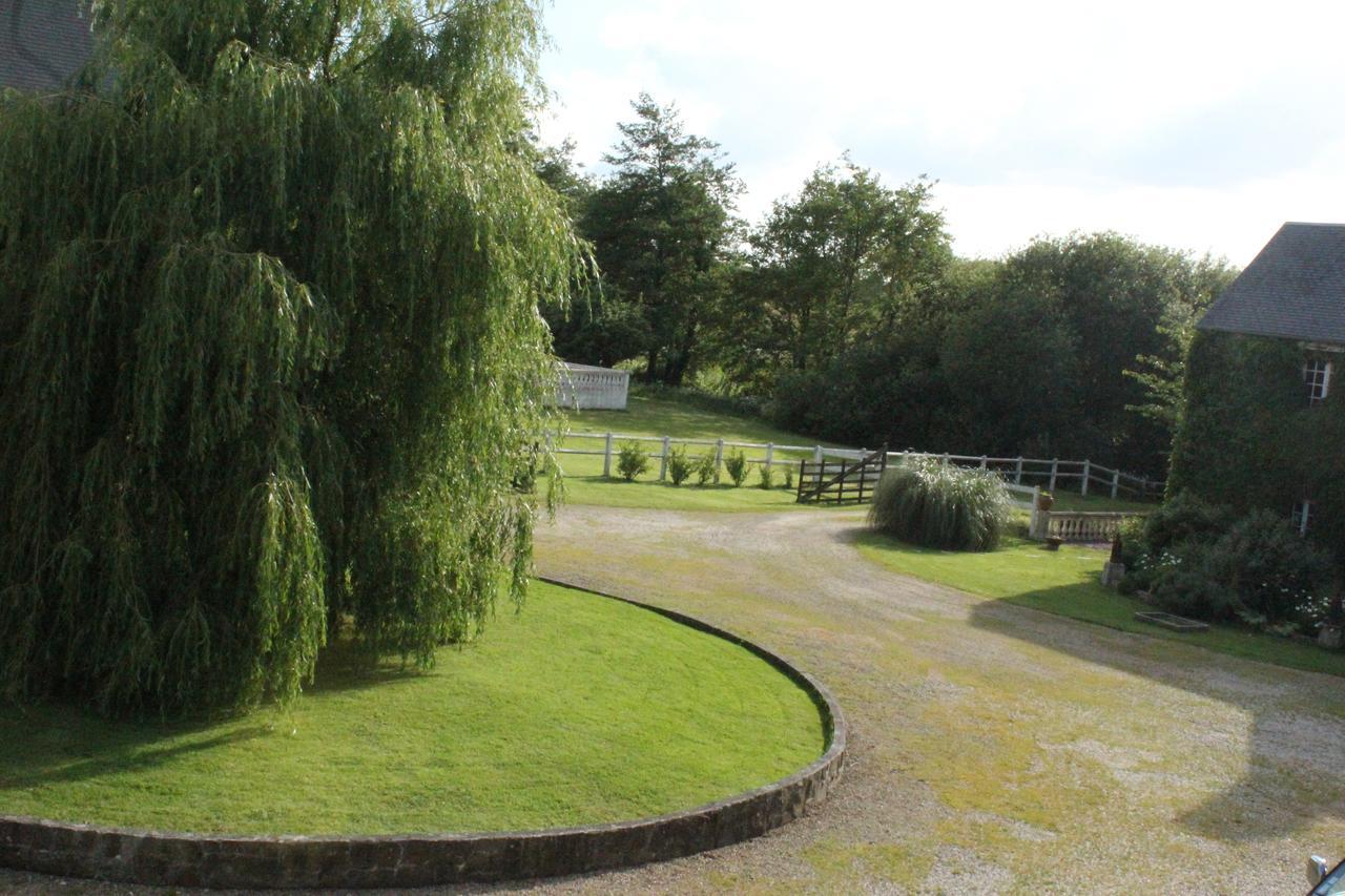 Bayeux - Domaine Le Vivier Bed & Breakfast Castillon  Exterior photo