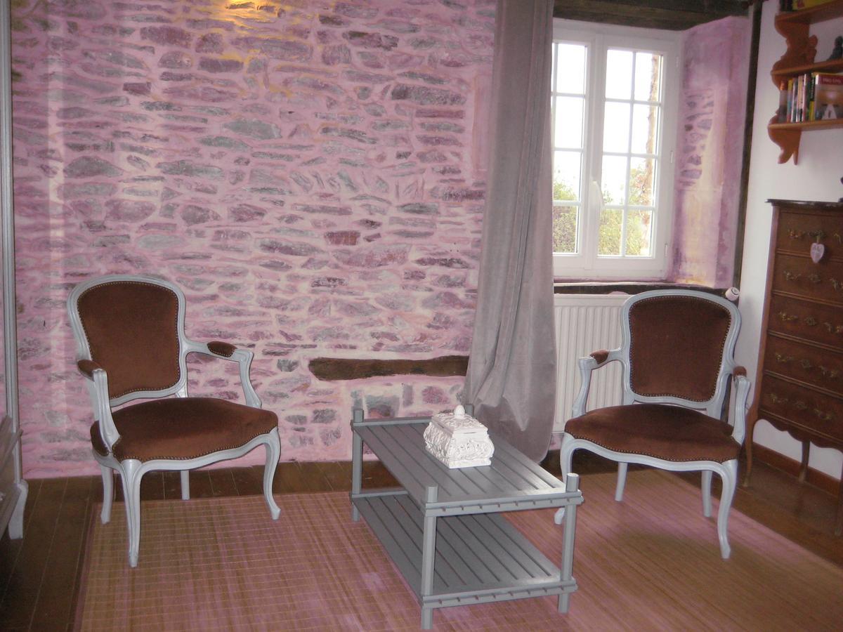 Bayeux - Domaine Le Vivier Bed & Breakfast Castillon  Room photo